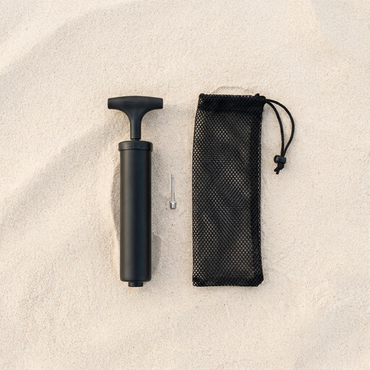 FlowBall Pump & Bag Kit - hand pump, needle and mesh carry bag